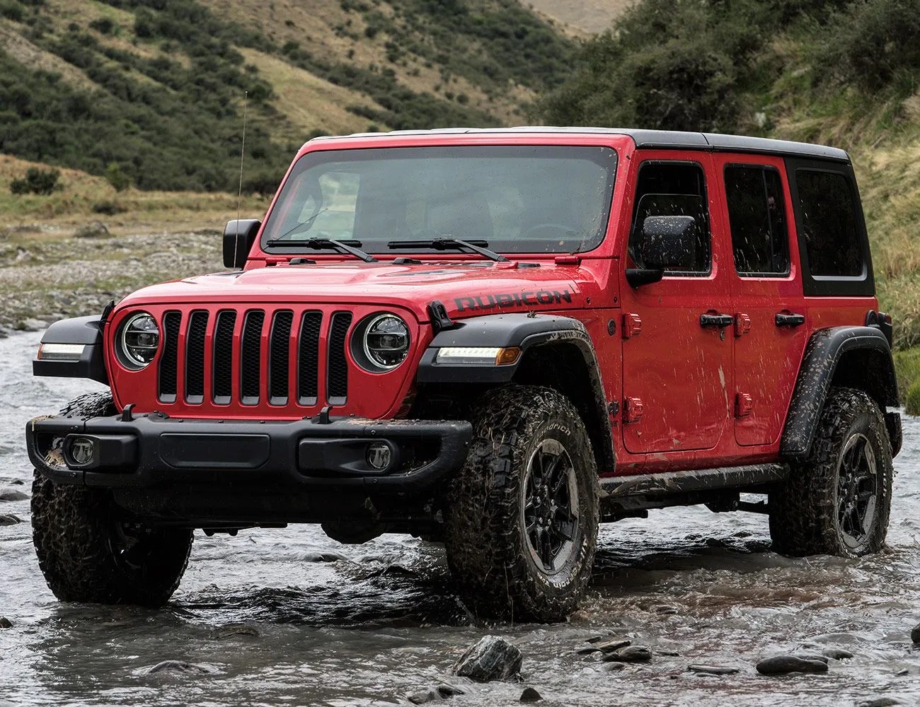 Best-SUVs-to-Buy-in-2018-Under-50-000-gear-patrol-2018-Jeep-Wrangler-Rubicon