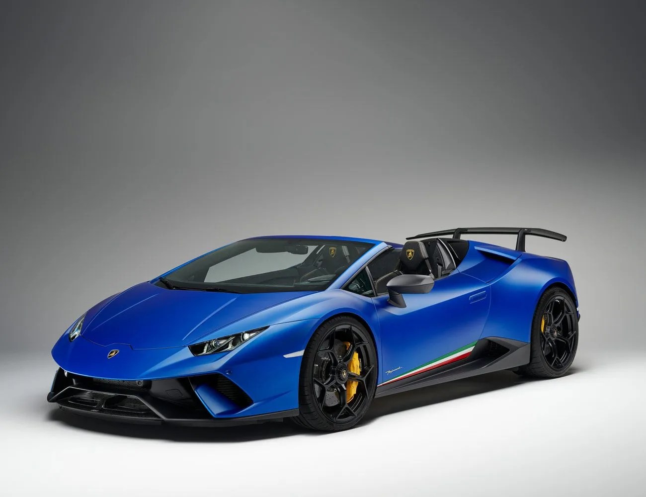 Best-of-Geneva-Gear-Patrol-huracan-performante-spyder