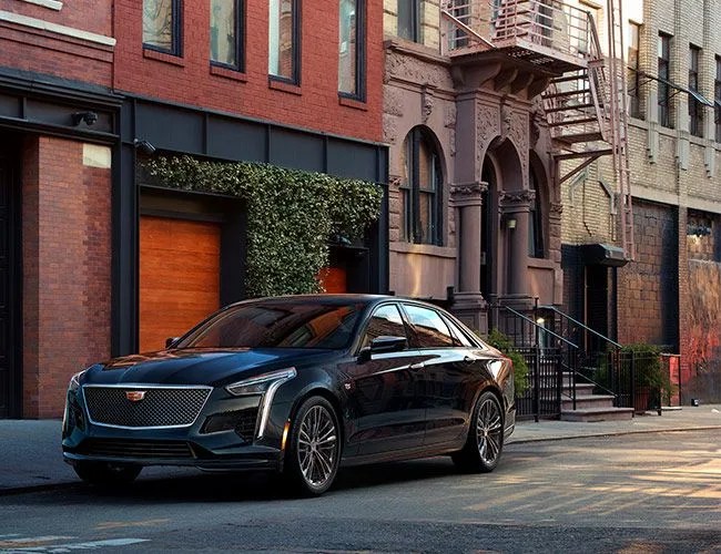 Cadillac-CT6-V-Sport-gear-patrol-full-featured