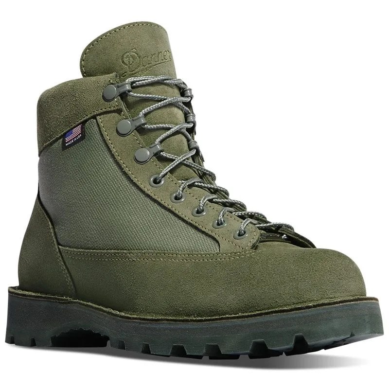 Danner-Sale-gear-patrol-Sage