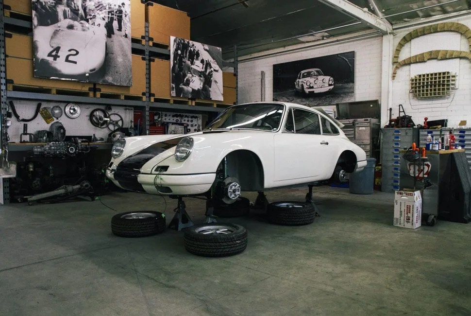 Emory-Porsche-Gear-Patrol-Slide-8-3