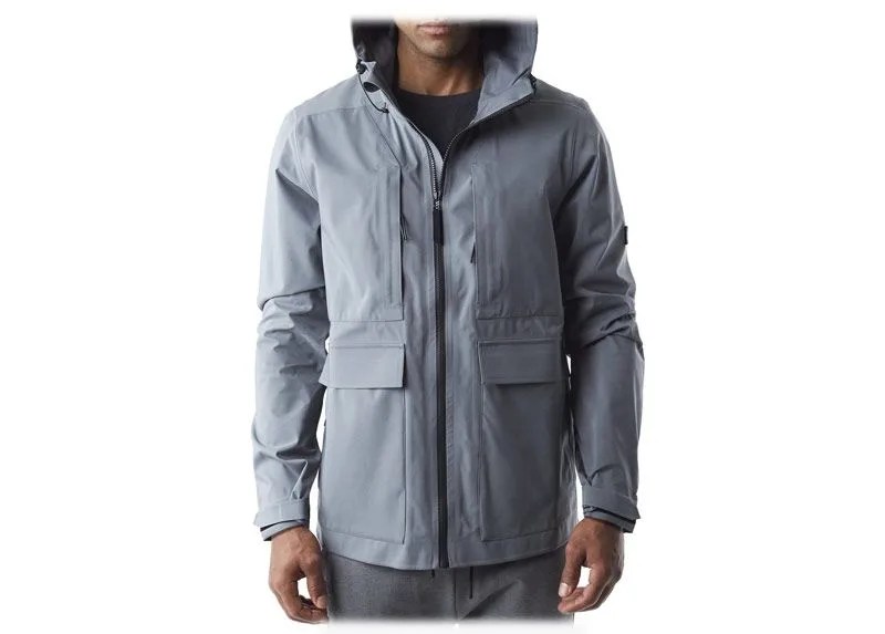 ISAORA-Sample-Sale-gear-patrol-3L-Service-Shell