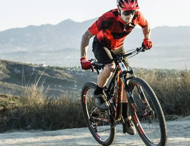 Intense-Sniper-Bike-gear-patrol-full-featured