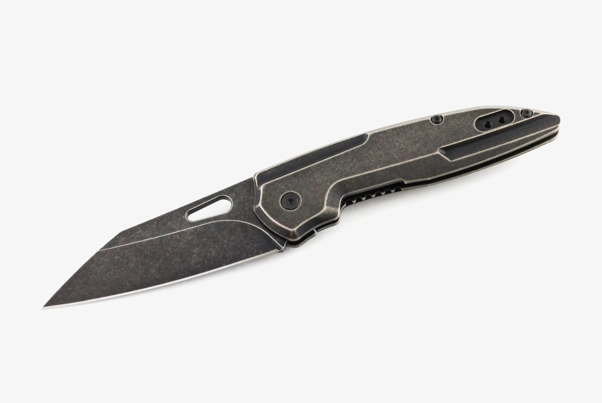 Minuteman-E-volve-gear-patrol-full-lead