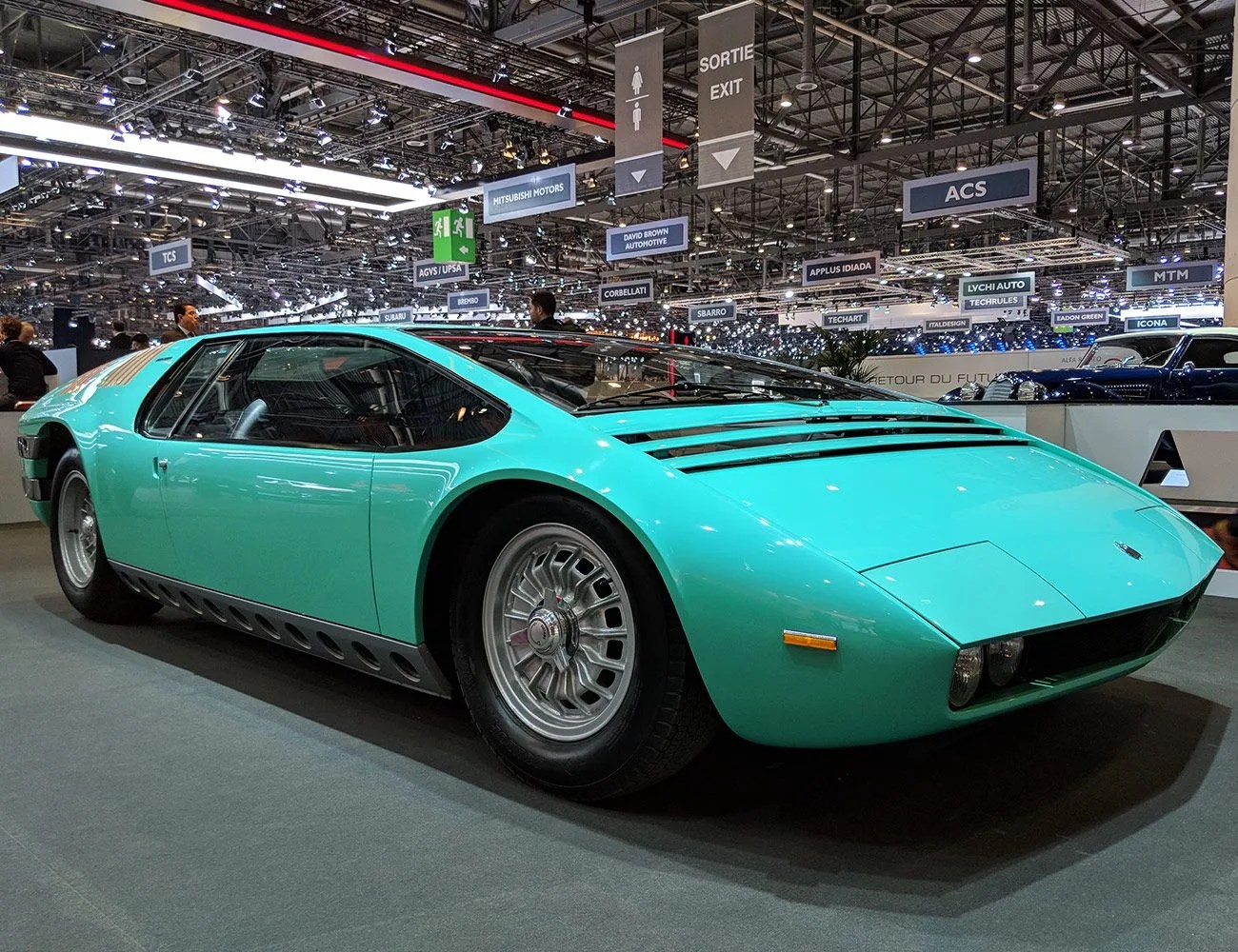 Other-Cars-at-Geneva-gear-patrol-Manta