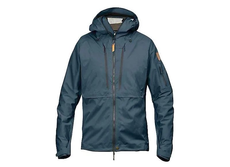 Rainjackets-Deal-gear-patrol-Fjallraven-Keb-Ecoshell