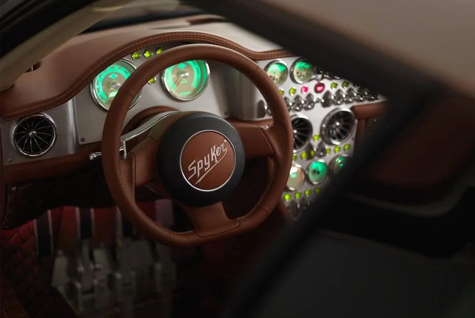 The-15-Most-Incredible-Car-Interiors-gear-patrol-2016-Spyker-C8-Preliator