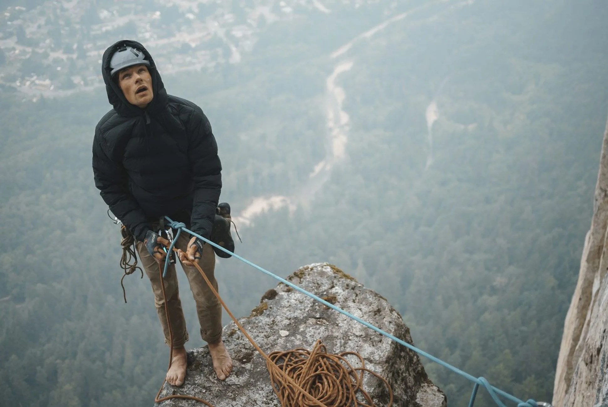 anorak-guide-gear-patrol-full-lead