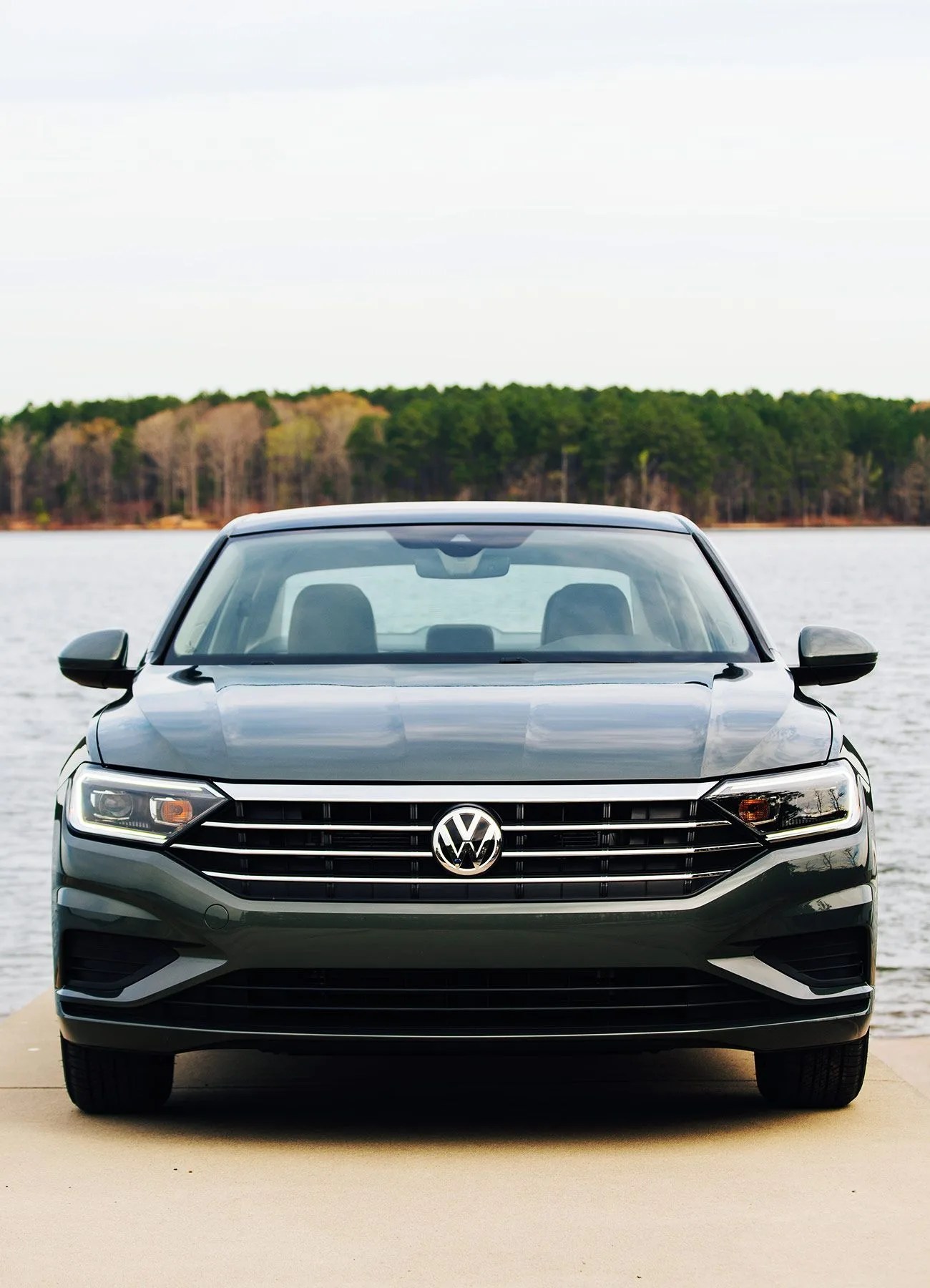 2019-Volkswagen-Jetta-Review-gear-patrol-ambiance-1-v2