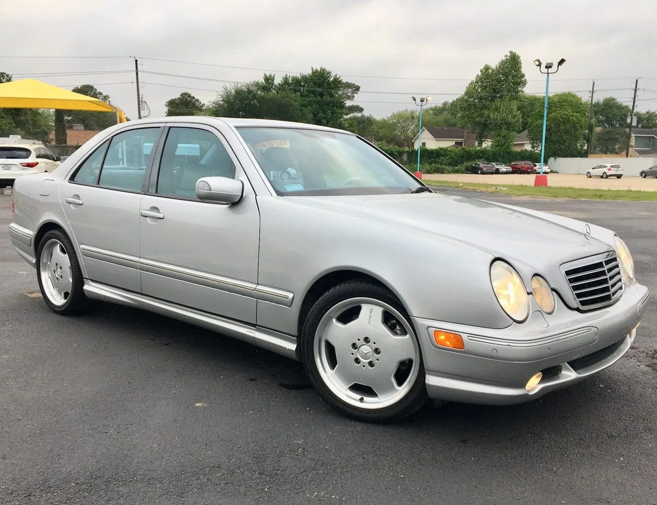 4-Sedans-Hiding-Performance-Under-Subtle-Style-gear-patrol-2001-Mercedes-Benz-E55-AMG
