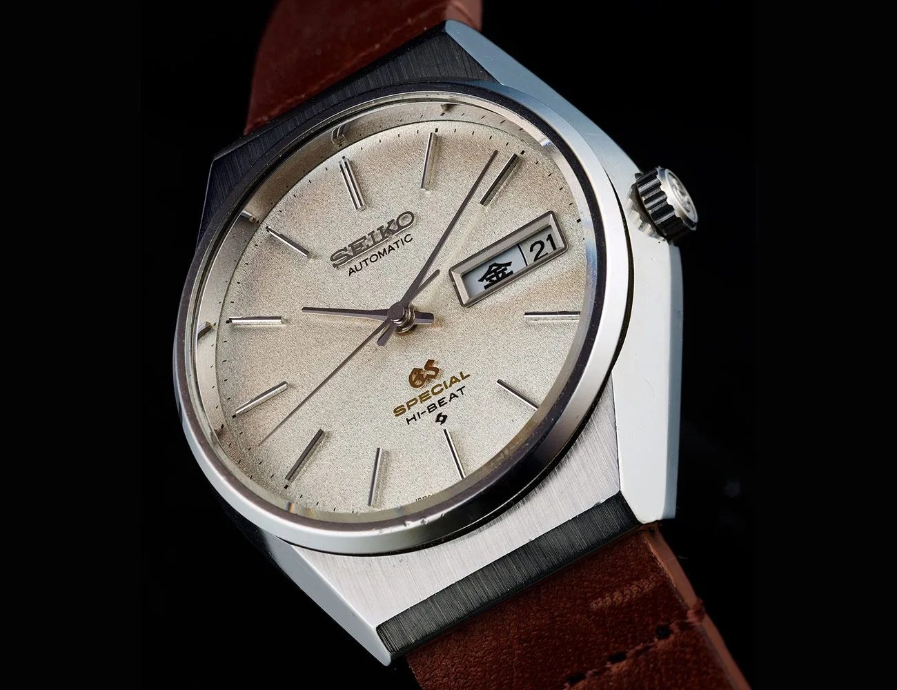 5-Watches-Were-Obsessing-Over-gear-patrol-Grand-Seiko-6156-8040
