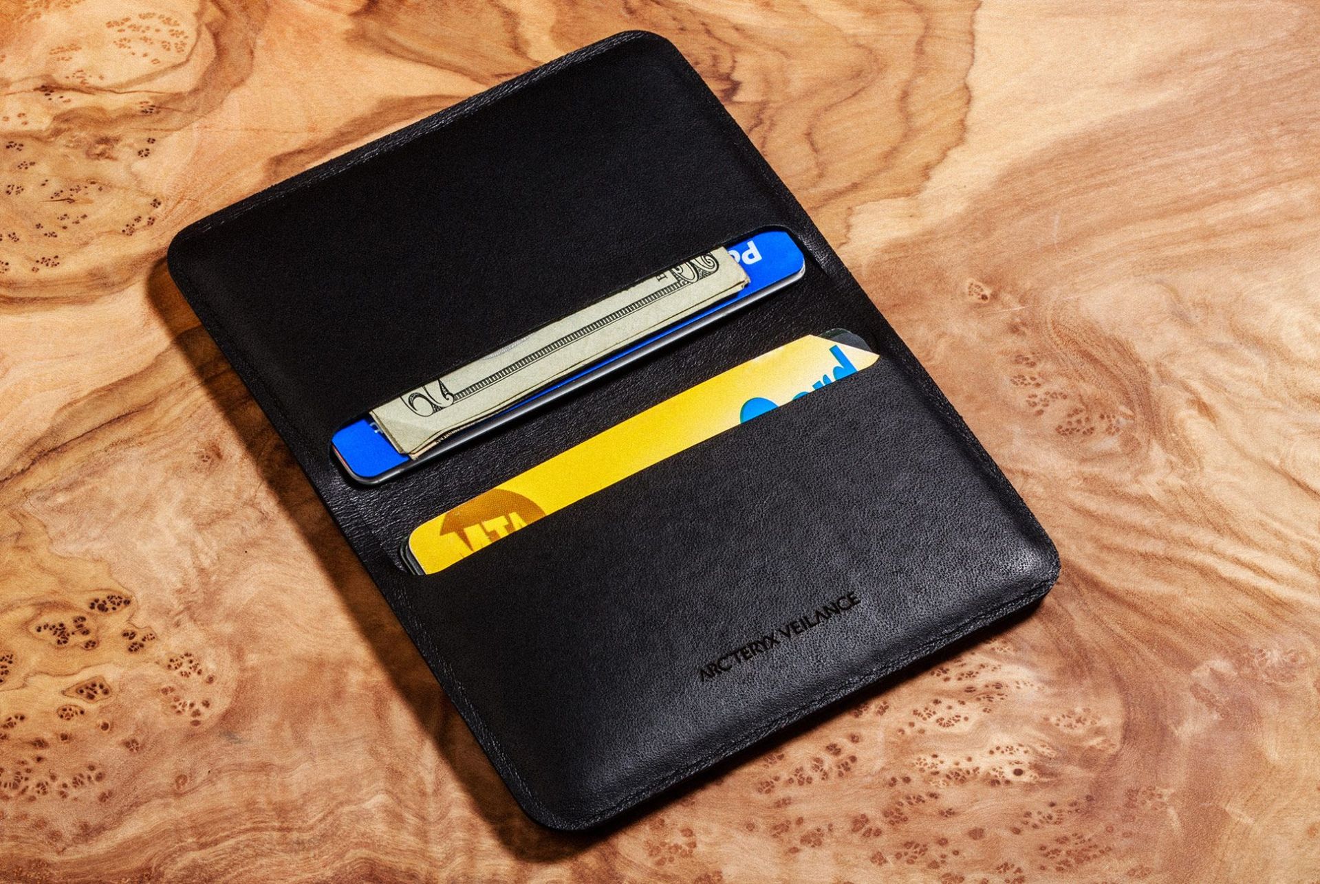 Arcteryx-Veilance-Wallet-Review-gear-patrol-lead-full