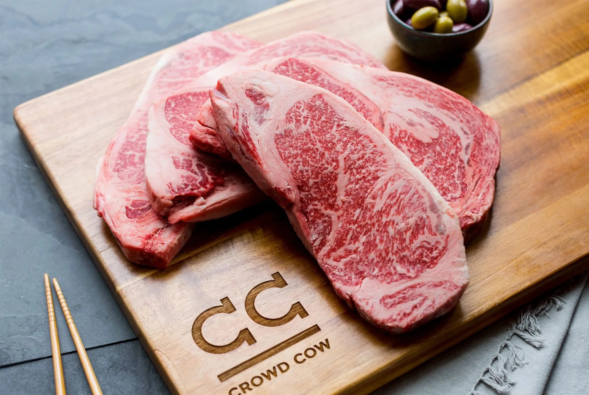 crowdcow olive wagyu gear patrol full lead