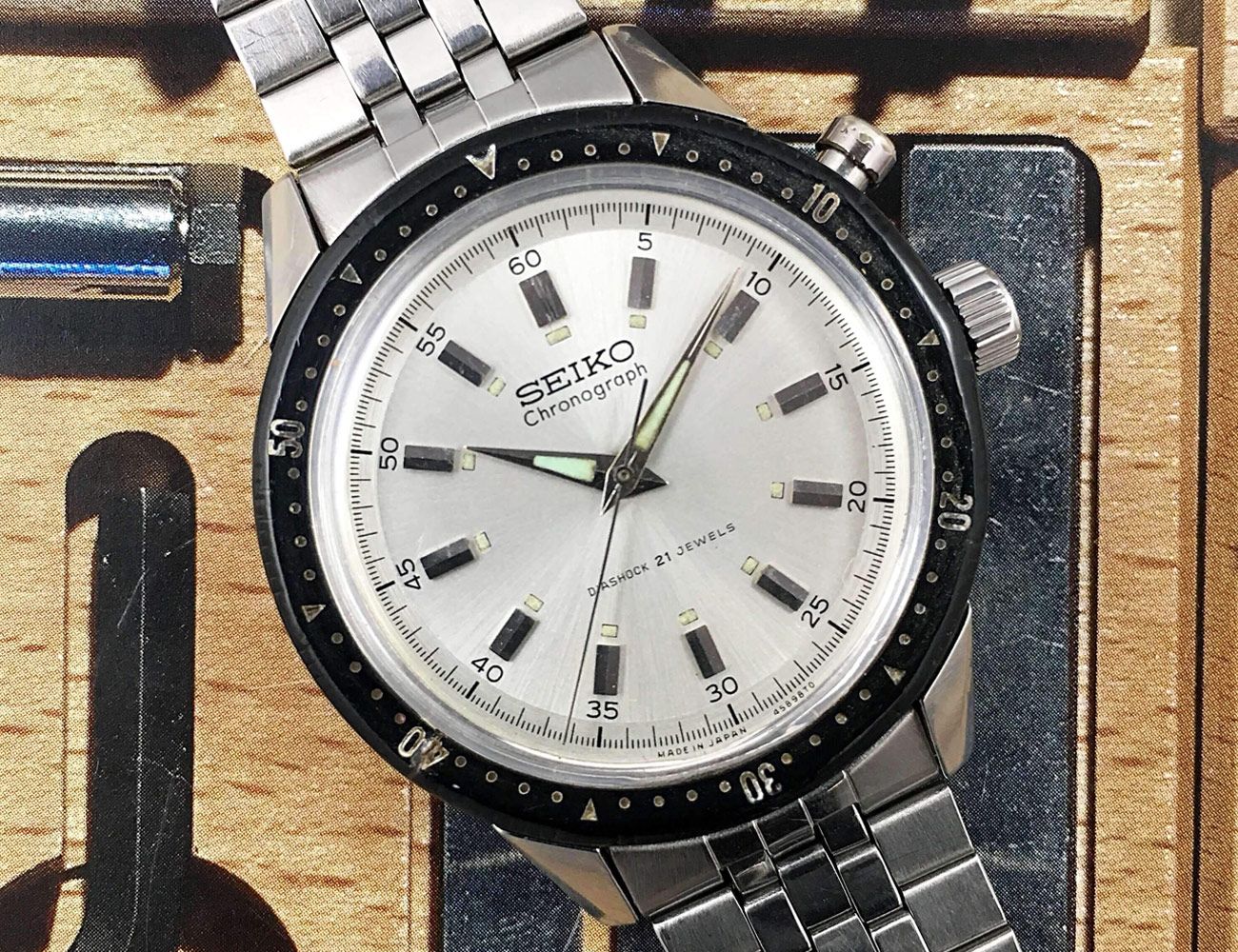 Found-3-Unique-Chronographs-gear-patrol-Seiko-Reference-45899