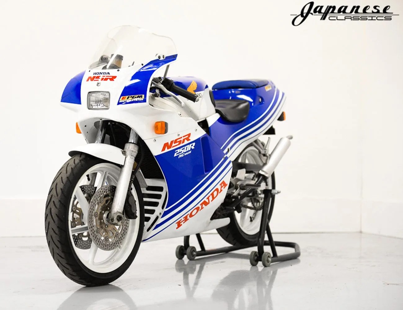 Found-5-Vehicles-Under-10K-gear-patrol-Modified-1989-Honda-NSR250R-2