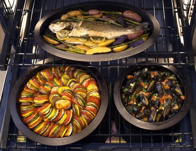 Iron-Roasting-Pan-gear-patrol-full-featured