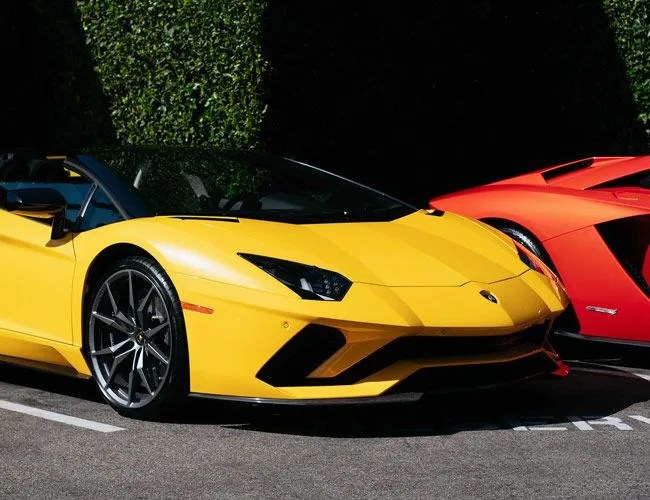 Lamborghini-Aventador-S-Roadster-Photo-Essay-gear-patrol-lead-feature