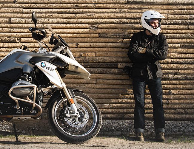 The-British-Touring-Jacket-You’ve-Always-Wanted-gear-patrol-lead-feature