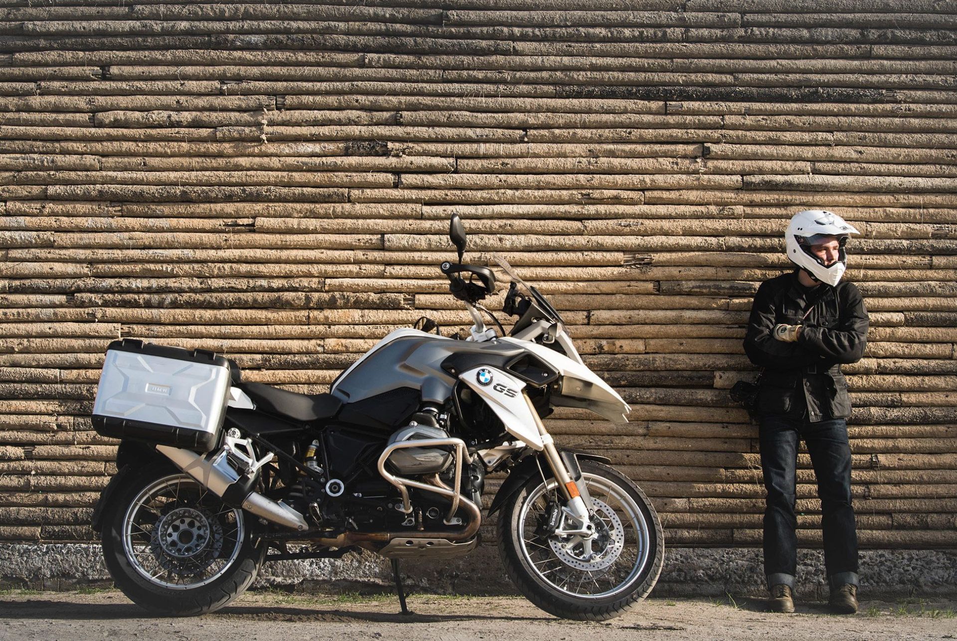 The-British-Touring-Jacket-You’ve-Always-Wanted-gear-patrol-lead-full