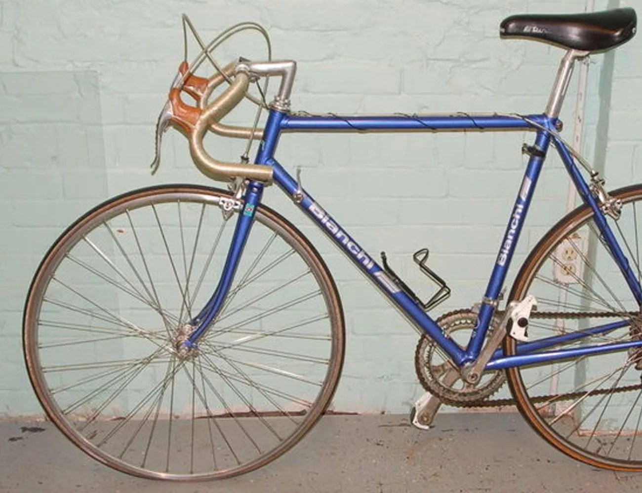 The-Used-Bikes-Wed-Buy-Right-Now-Under-500-gear-patrol-Bianchi-Special
