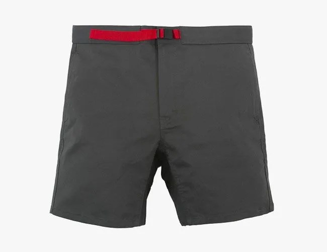 everyday-shorts-gear-patrol-topo
