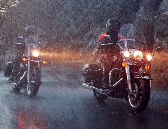 moto rain tires gear patrol feature
