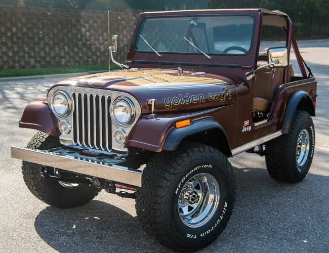 5-Incredibly-Pristine-Off-Roaders-gear-patrol-lead-feature