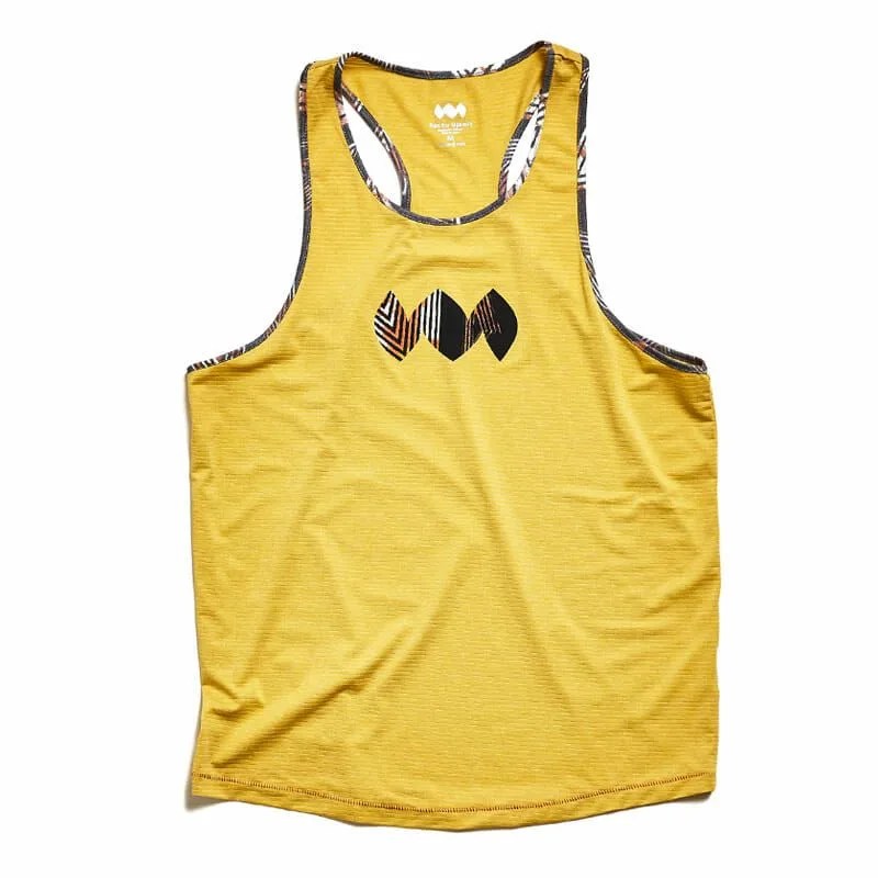 6-Brands-to-Upgrade-Your-Running-Gear-gear-patrol-Janji-Twitch-Strata-Singlet