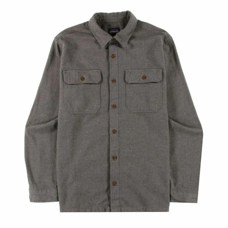 Best-Used-Patagonia-Gear-You-Can-Buy-Now-gear-patrol-Fjord-Flannel-Shirt
