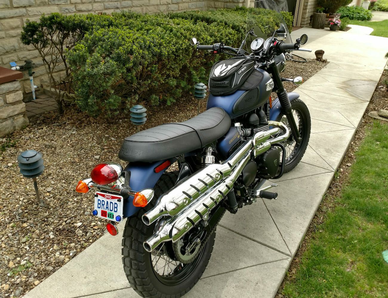 Found-5-Used-Commuting-Motorcycles-gear-patrol-2016-Triumph-Street-Scrambler