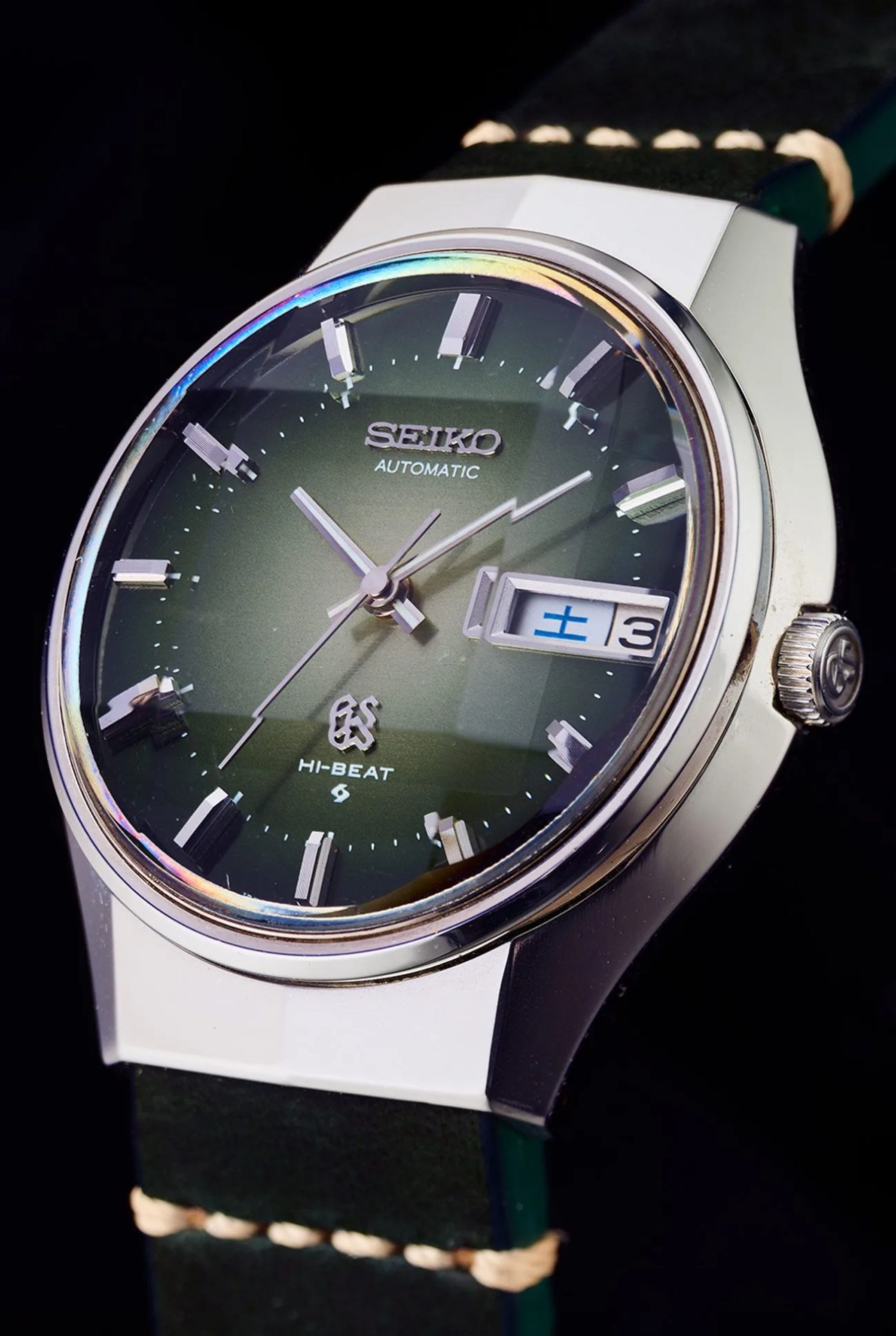 Grand-Seiko-Guy-Gear-Patrol-57-5646-7020-green