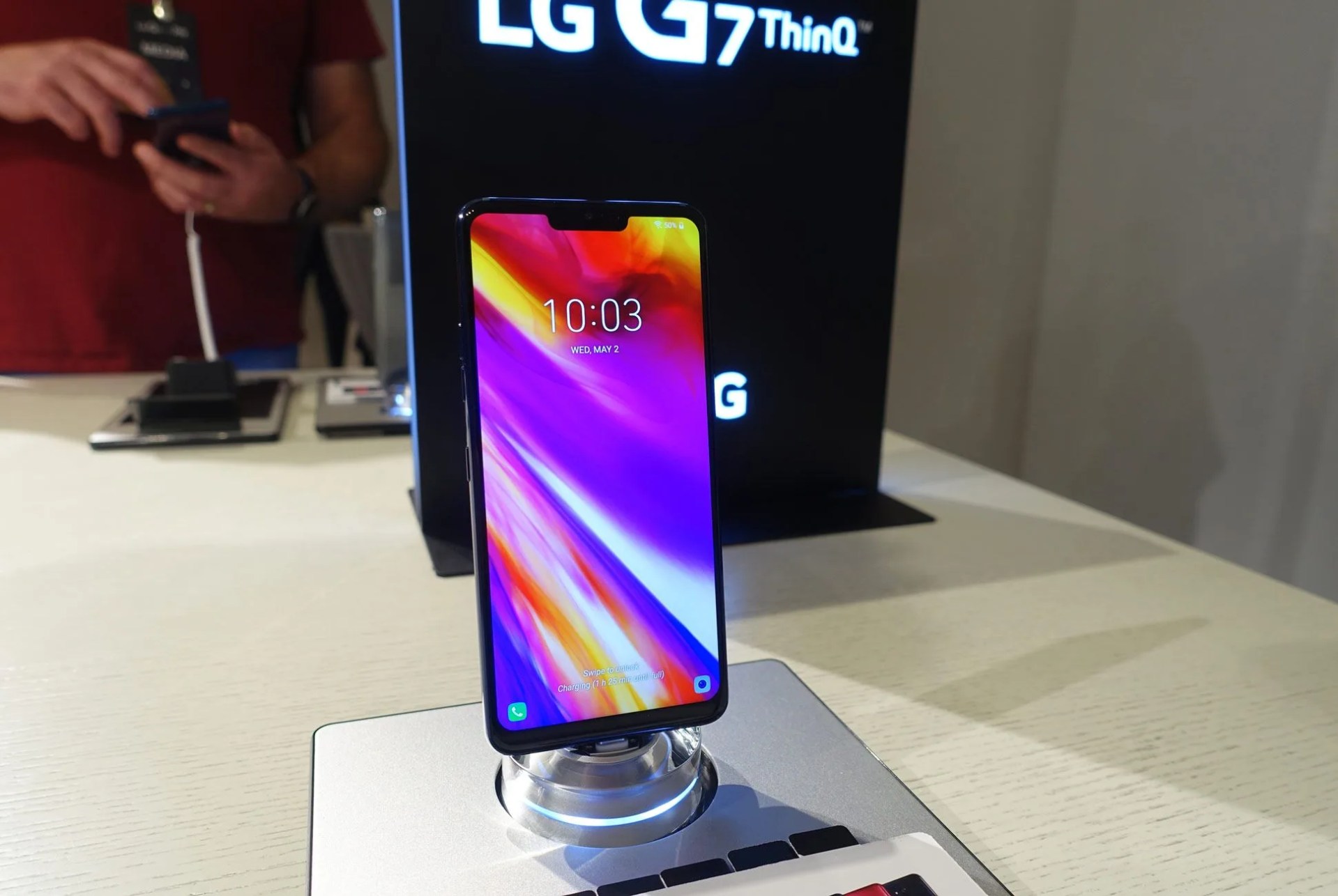 LG-G7-ThinQ-Gear-Patrol-Lead-Full