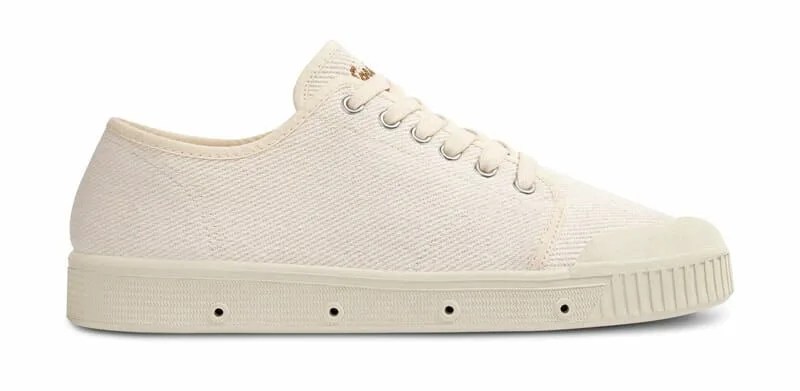 M2W-Canvas-Sneakers-Gear-Patrol-Springcourt