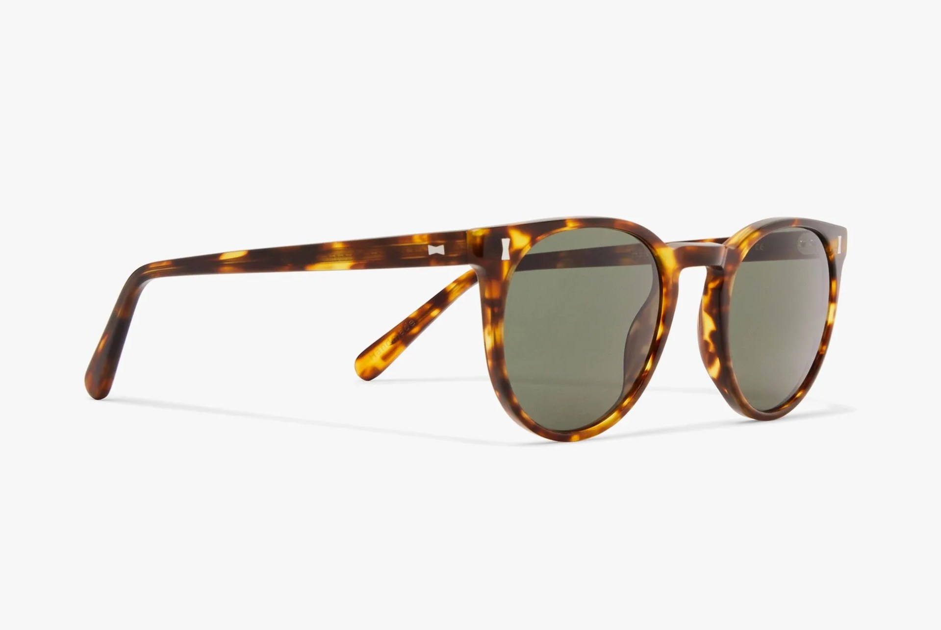 Mr-Porter-Sunglasses-Sale-gear-patrol-full-lead