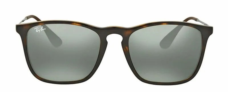 RayBan-Deal-gear-patrol-Green-Chris