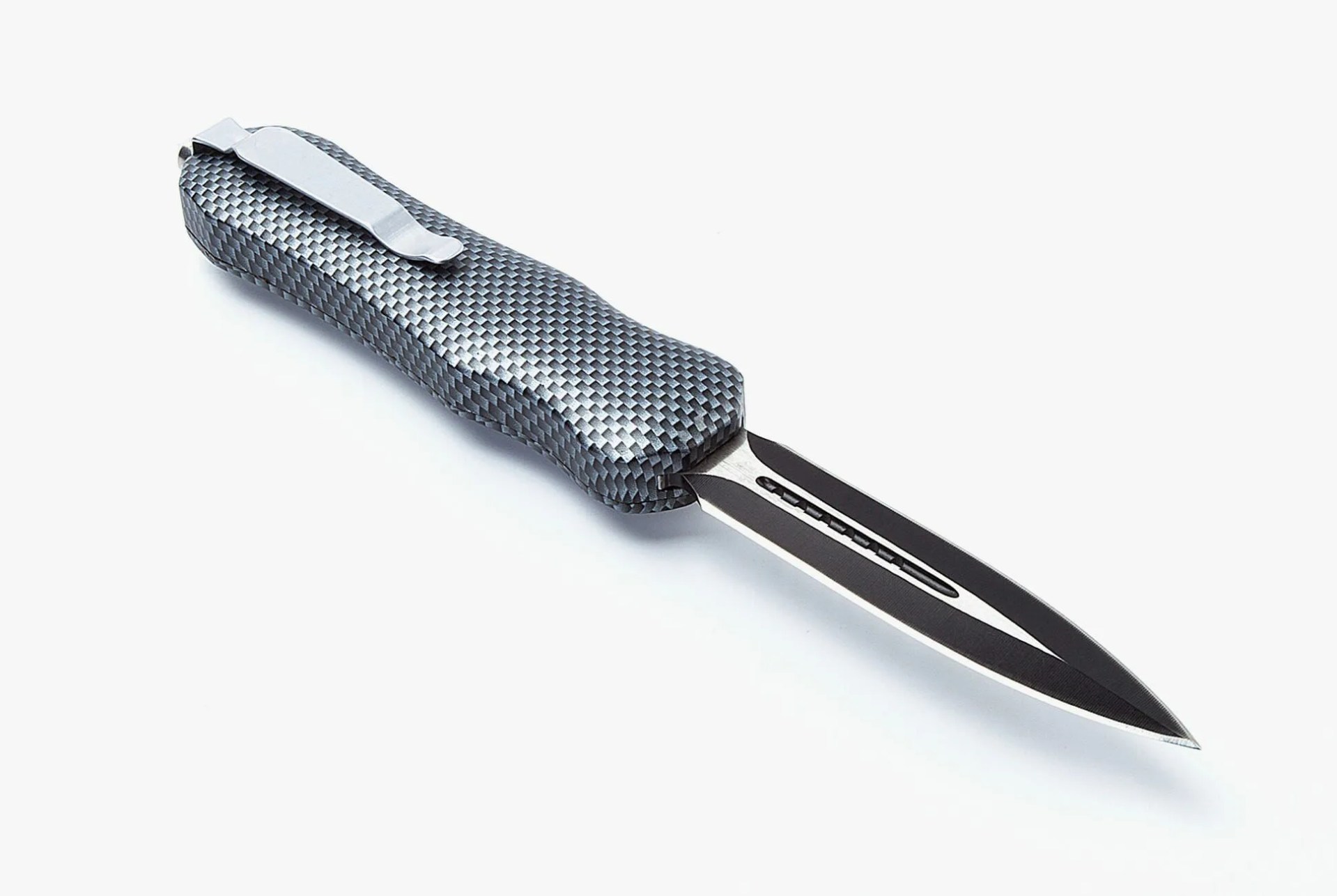 TIG-gear-patrol-tekto-gear-full-lead