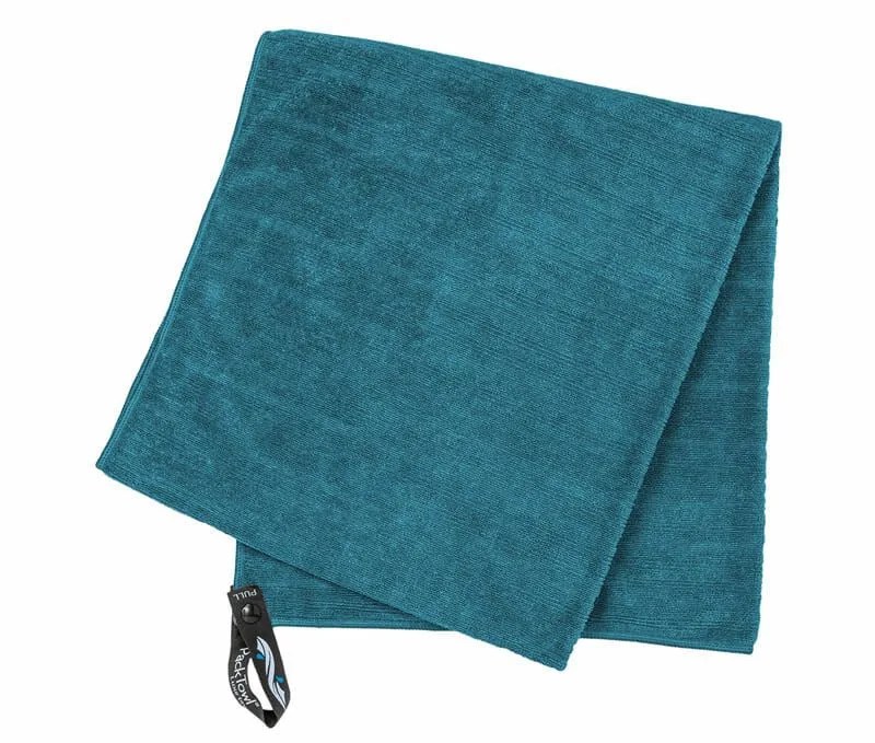 The-Best-Travel-Towels-gear-patrol-PackTowl-Luxe