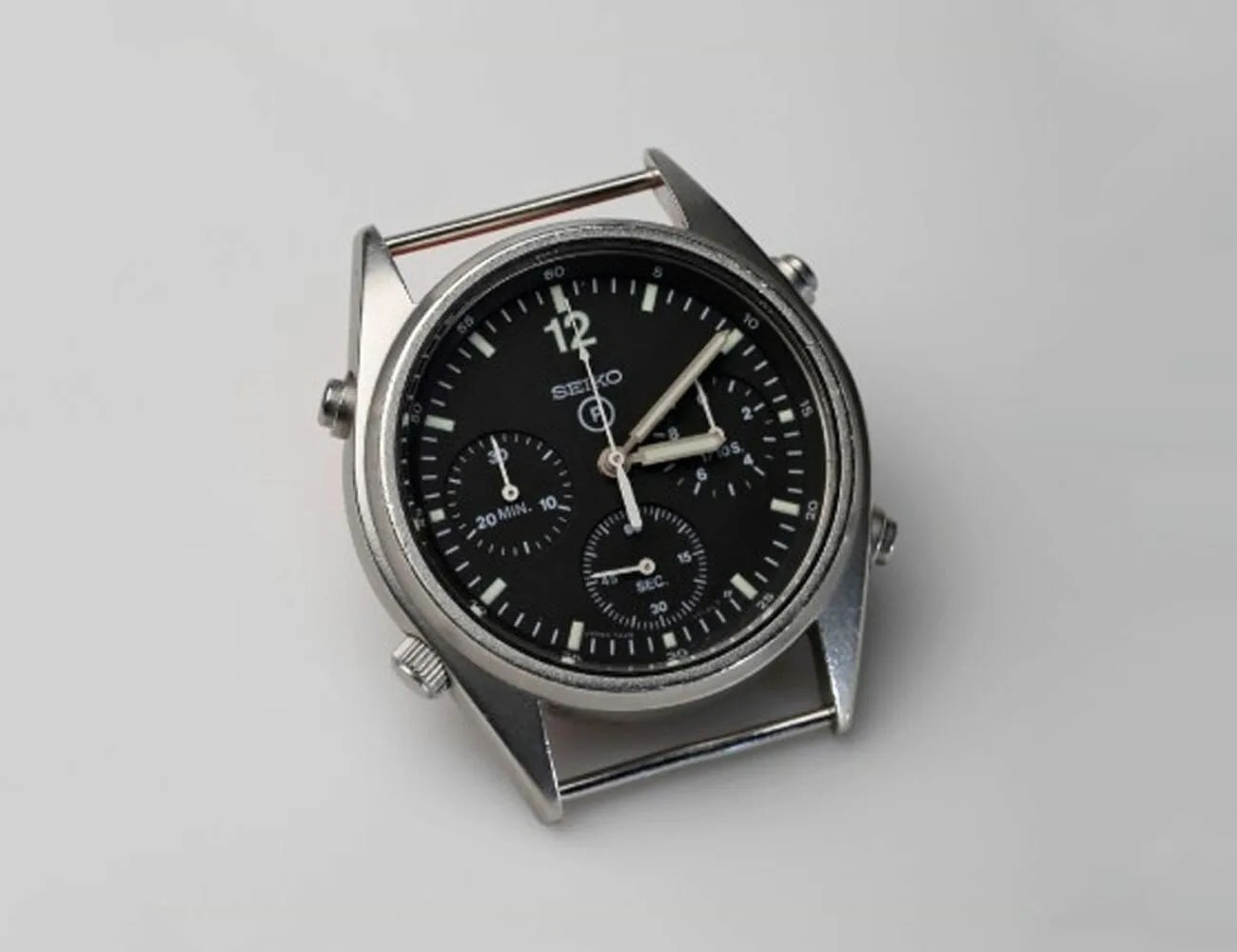 Three-Honest-to-God-Vintage-Pilots-Watches-You-Can-Buy-Right-Now-gear-patrol-Seiko-7A28-RAF-Gen-1