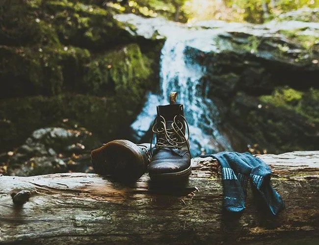 best-hiking-socks-gear-patrol-feature
