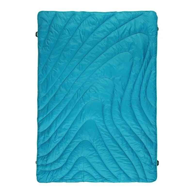 music-festival-season-gear-patrol-blanket