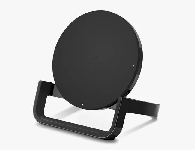 Belkin-Wireless-Charger-Boost-Up-gear-patrol-full-featured