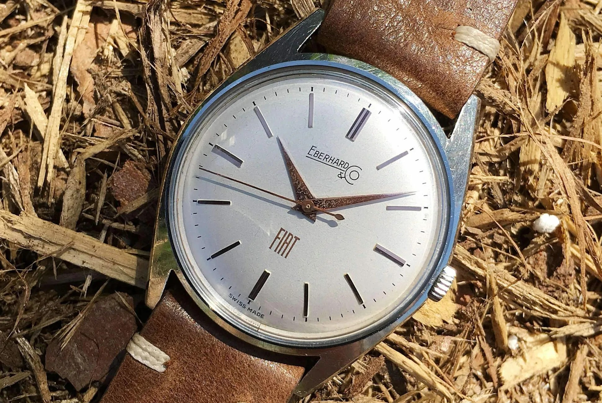 Car-Vintage-Watches-gear-patrol-lead-full