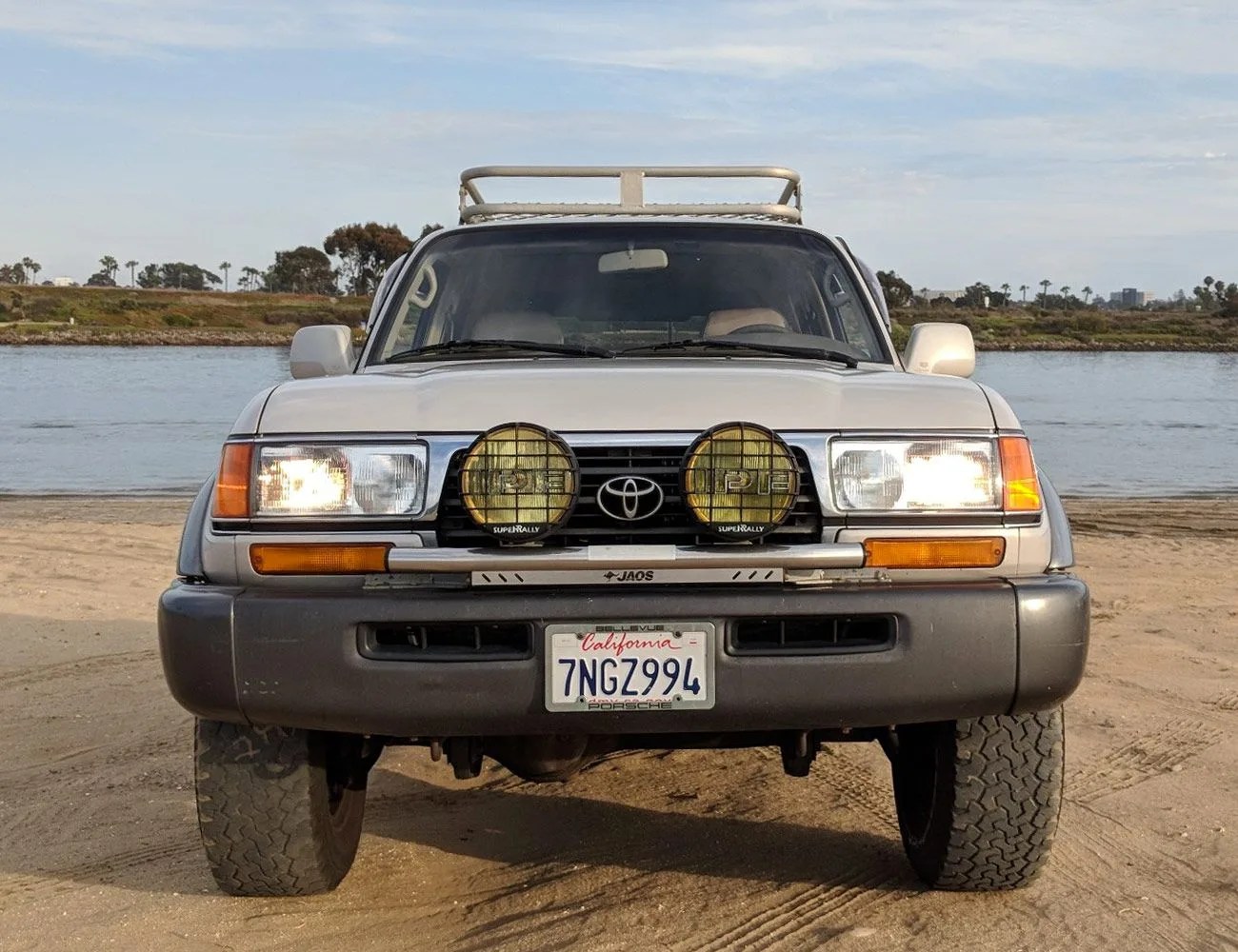 Found-1997-Toyota-Land-Cruiser-gear-patrol-ambiance