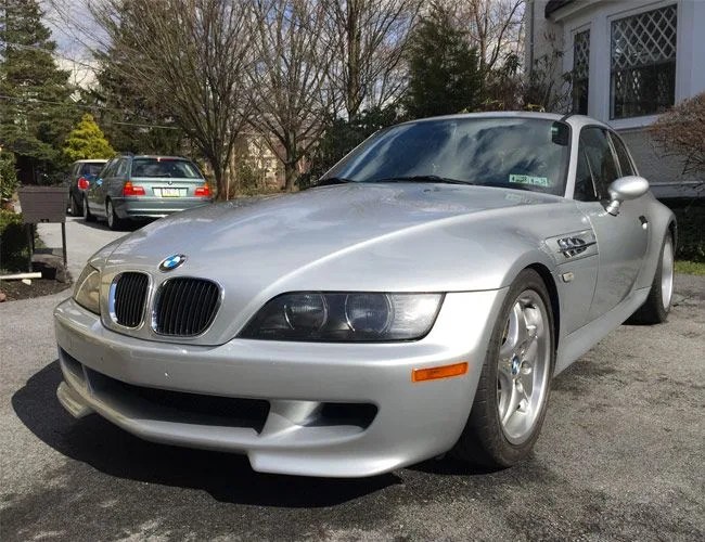 Found-2000-BMW-M-Coupe-gear-patrol-ambiance