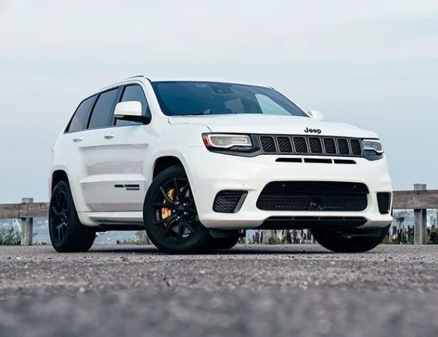 Jeep-Trailhawk-gear-patrol-feature