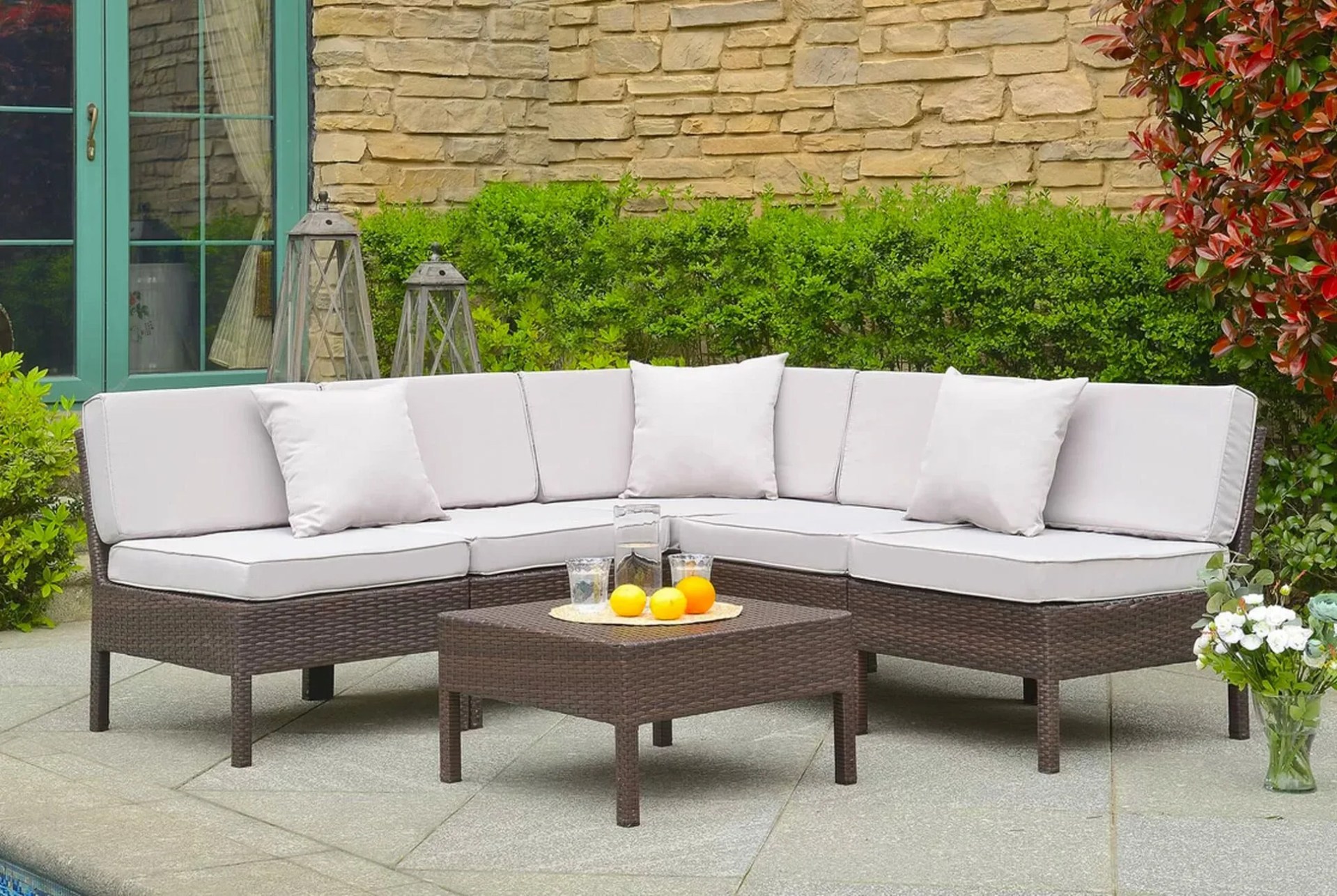 Outdoor-Furniture-Sale-gear-patrol-full-lead