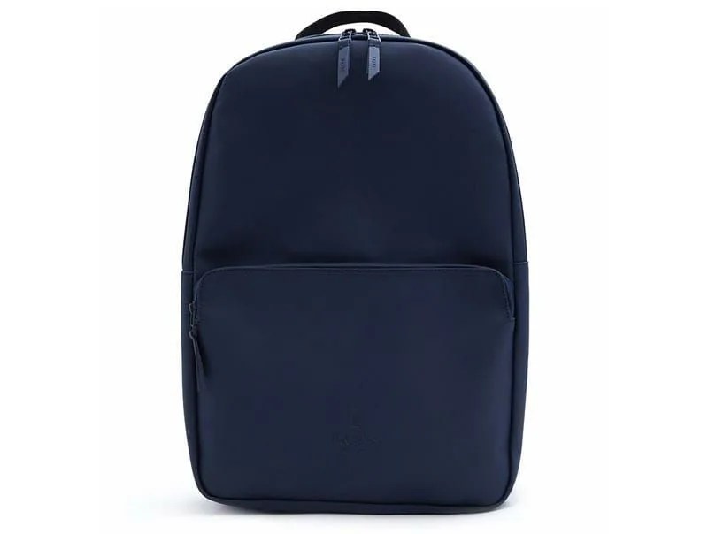 Rains-Bag-Sale-gear-patrol-Field-Bag