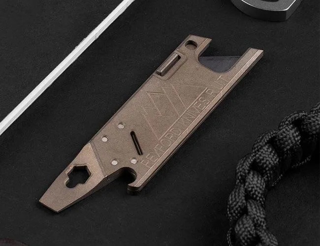 Rexford-RUT-V3-Utility-Tool-gear-patrol-full-featured