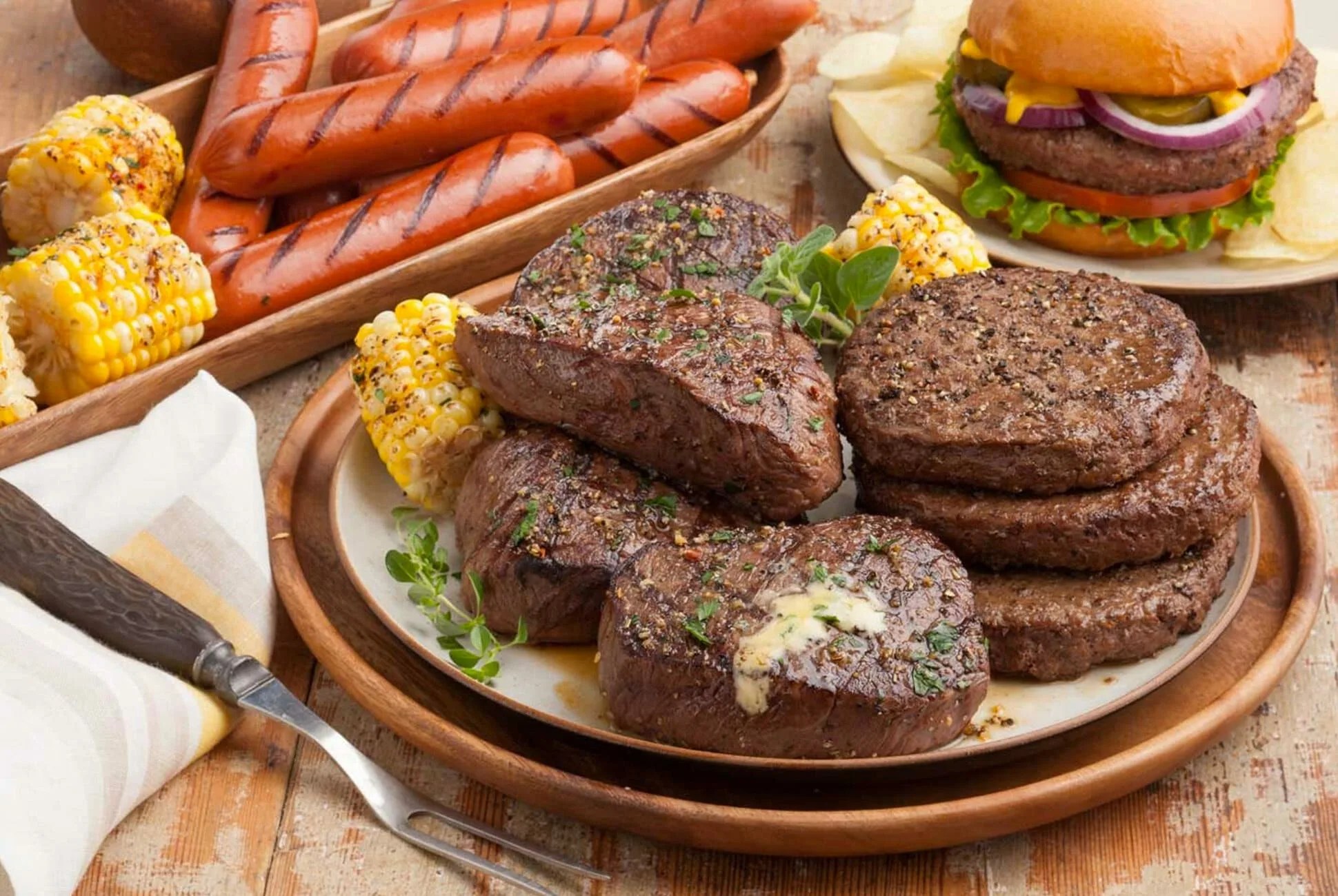 Snake-River-Farms-Meat-Sale-gear-patrol-lead-full