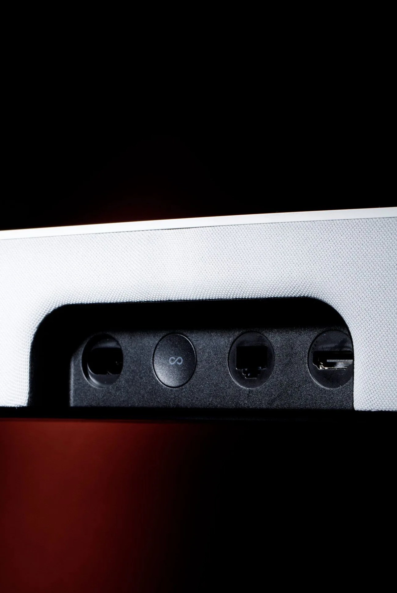 Sonos-Beam-Review-Gear-Patrol-Ambiance-1